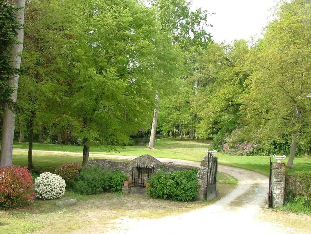 Gîtes de Launay Guibert Miniac-Morvan Extérieur photo
